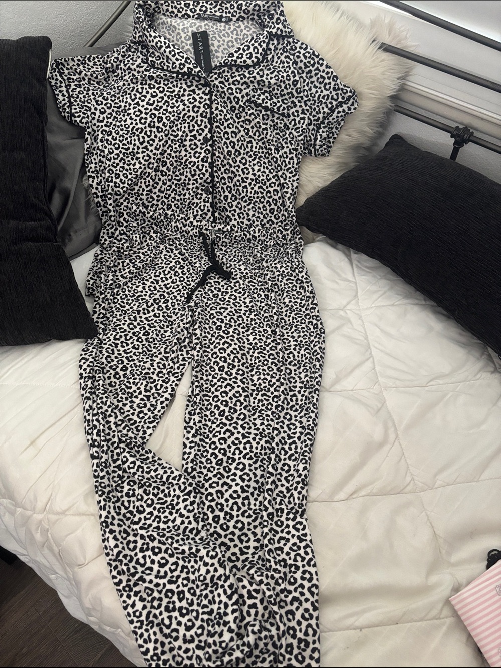 Black & White Leopard Print Jumpsuit - Casual Women's Romper